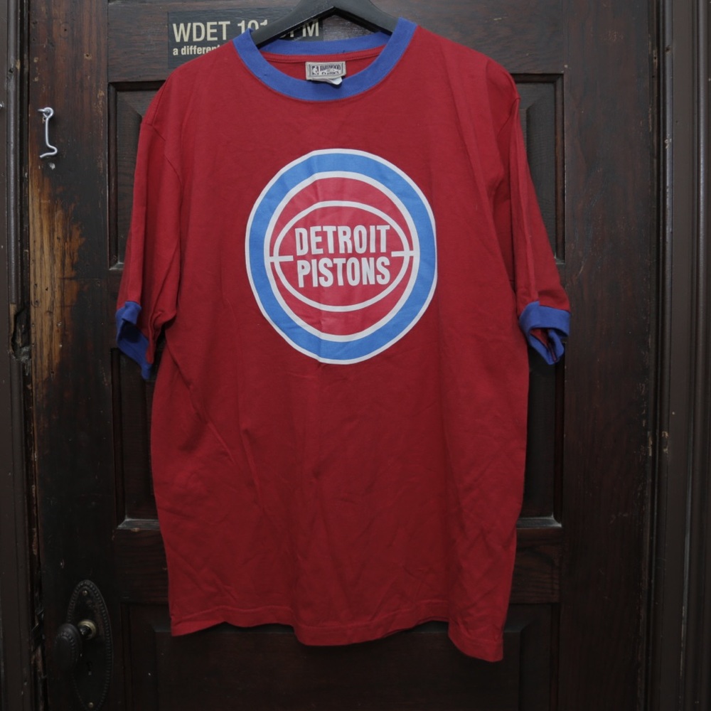 Hardwood Classics Detroit Pistons Shirt